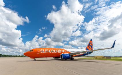 Sun Country Plane