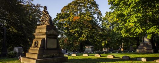 Lakeview Cemetery